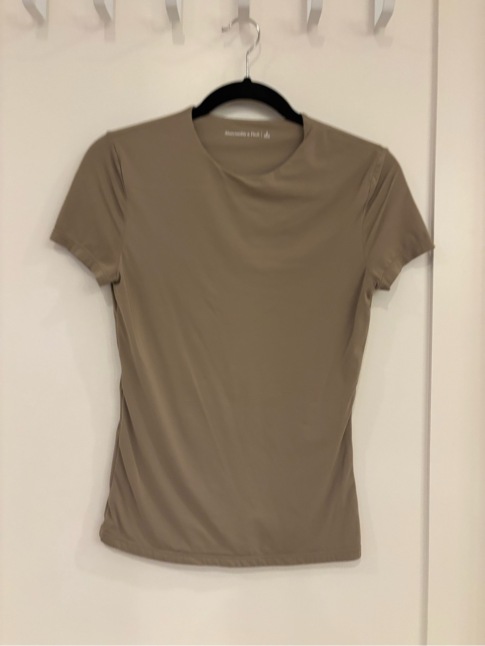 Abercrombie & Fitch Short Sleeve Crew Tee in Taupe